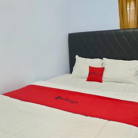Hotel Reddoorz Syariah Near Stasiun Wates Wates  Exterior foto