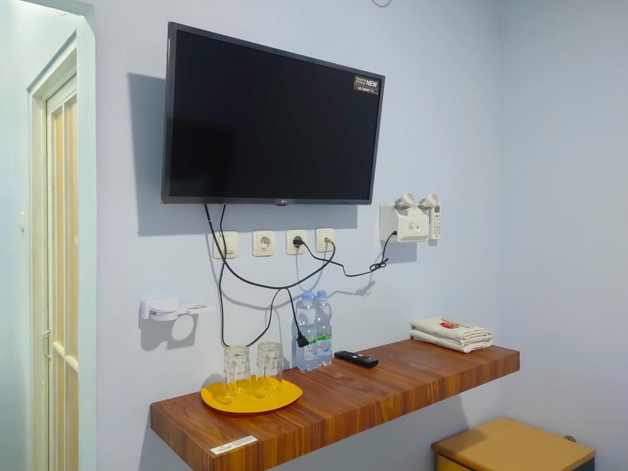 Hotel Reddoorz Syariah Near Stasiun Wates Wates  Exterior foto