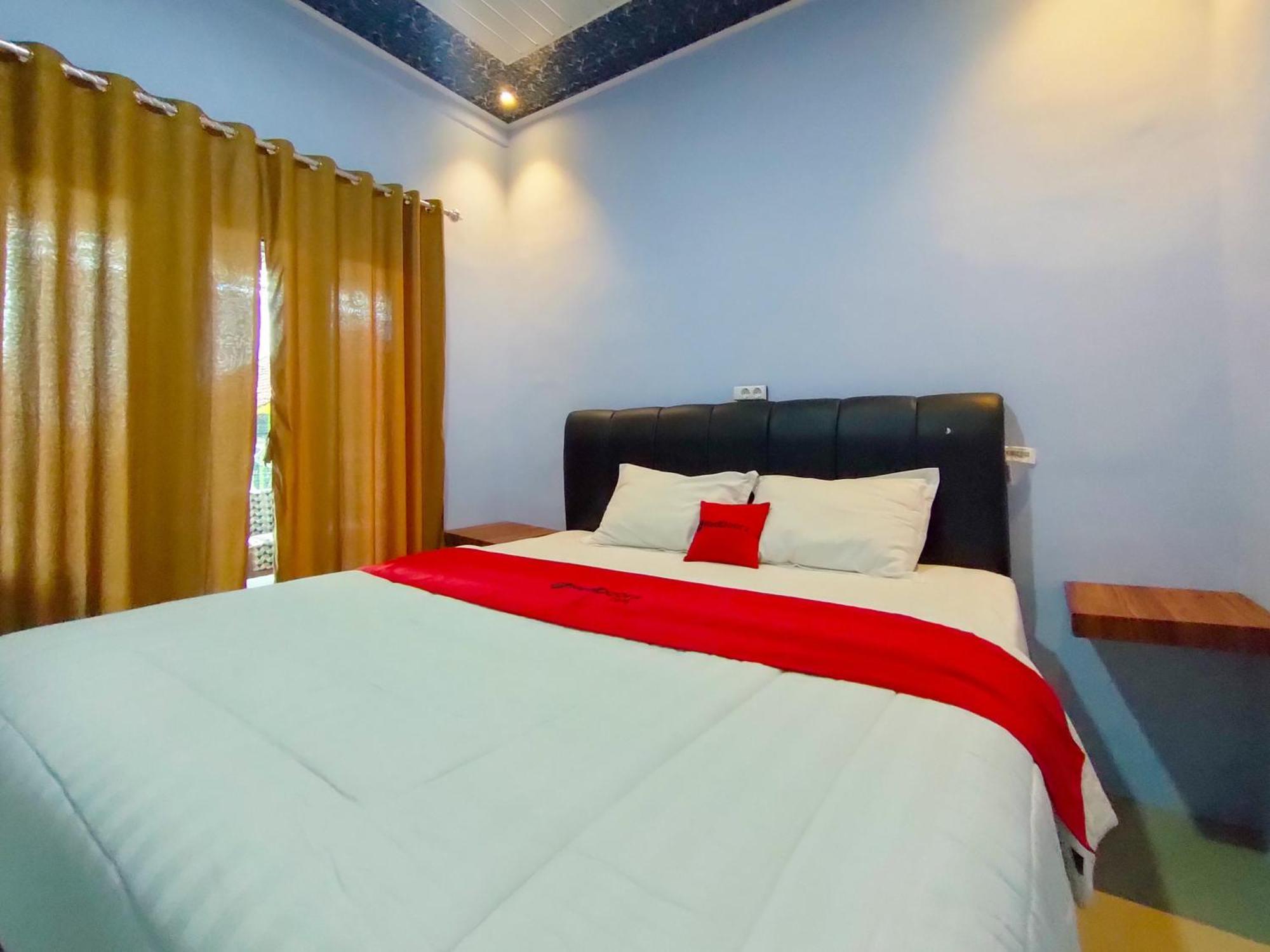 Hotel Reddoorz Syariah Near Stasiun Wates Wates  Exterior foto