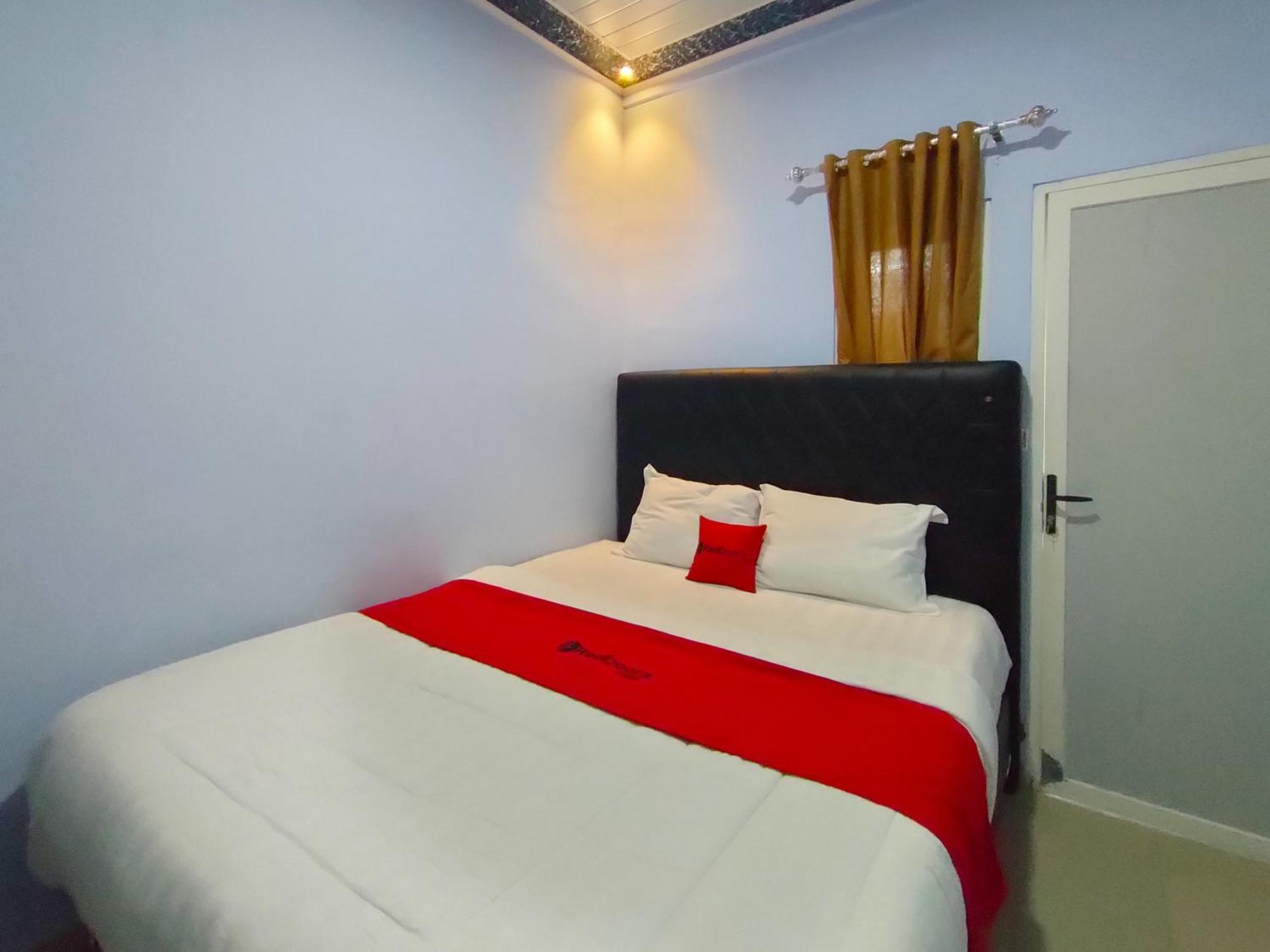 Hotel Reddoorz Syariah Near Stasiun Wates Wates  Exterior foto